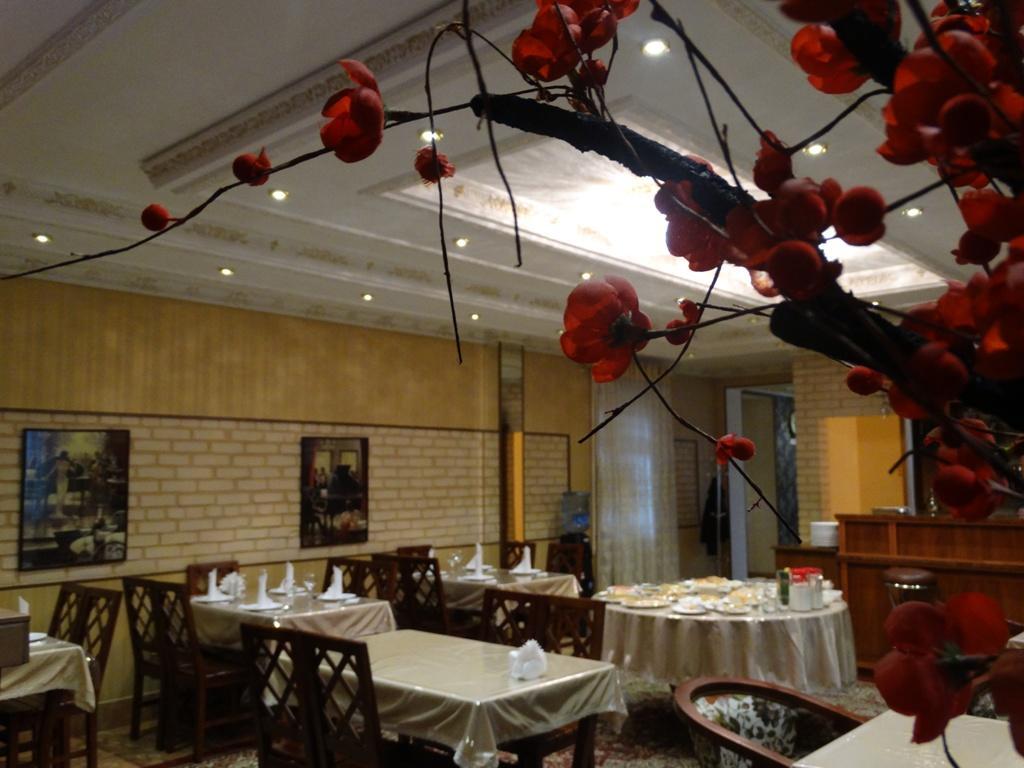 Hotel Papillon Tașkent Exterior foto